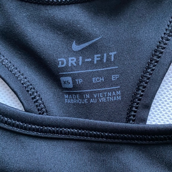 Nike Swoosh Medium Support Bra - Picture 5 of 6